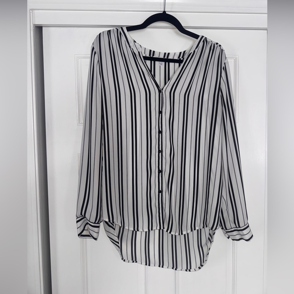 DR2 Women’s Striped Blouse